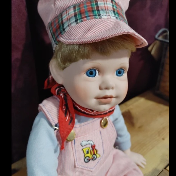 NEW IN THE BOX Collectible Danbury Mint Jimmy Conductor Porcelain Doll w/Train - Picture 8 of 8